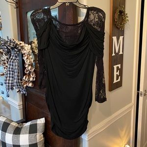 NWOT Venus lace top